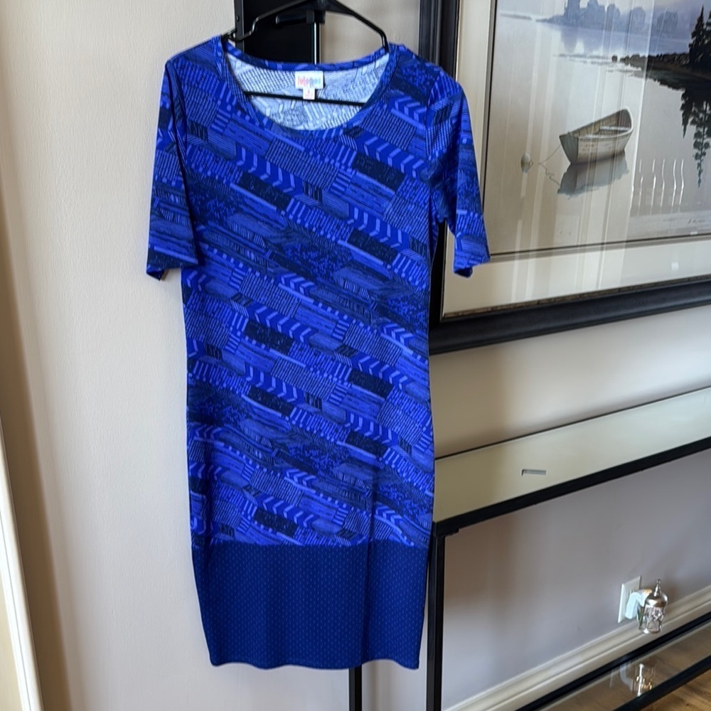 LuLaRoe Blue Sheath Mini Dress Scoop Neck Short Sleeve